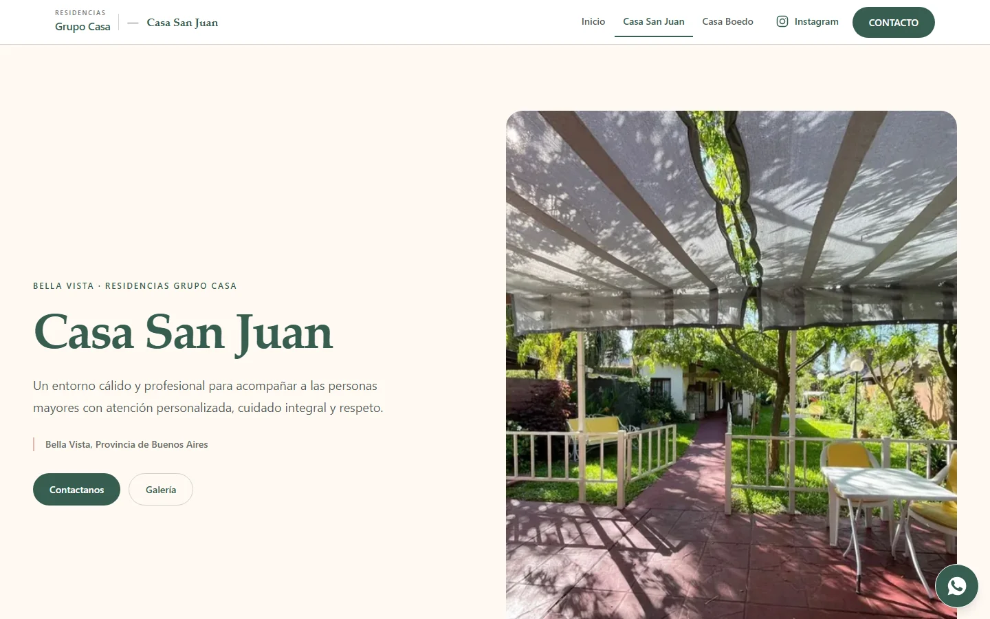 Captura da página da Casa San Juan no site de Residencias Grupo Casa no computador: título, texto de apresentação e foto da área externa.